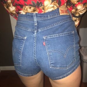 Levi’s high rise shorts